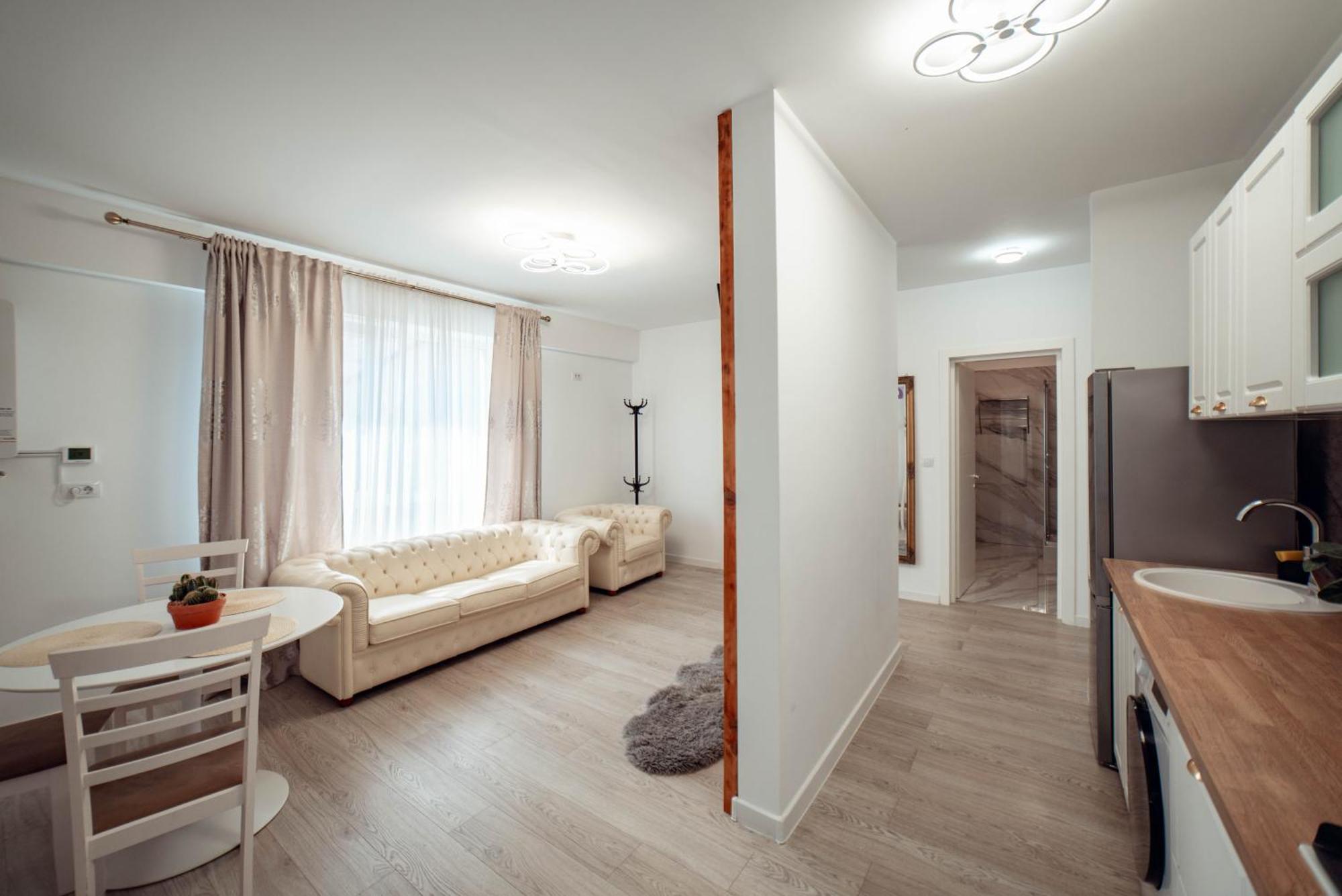 Palace Of Culture & Palas Mall Collection Suites & Studios Iasi Luaran gambar