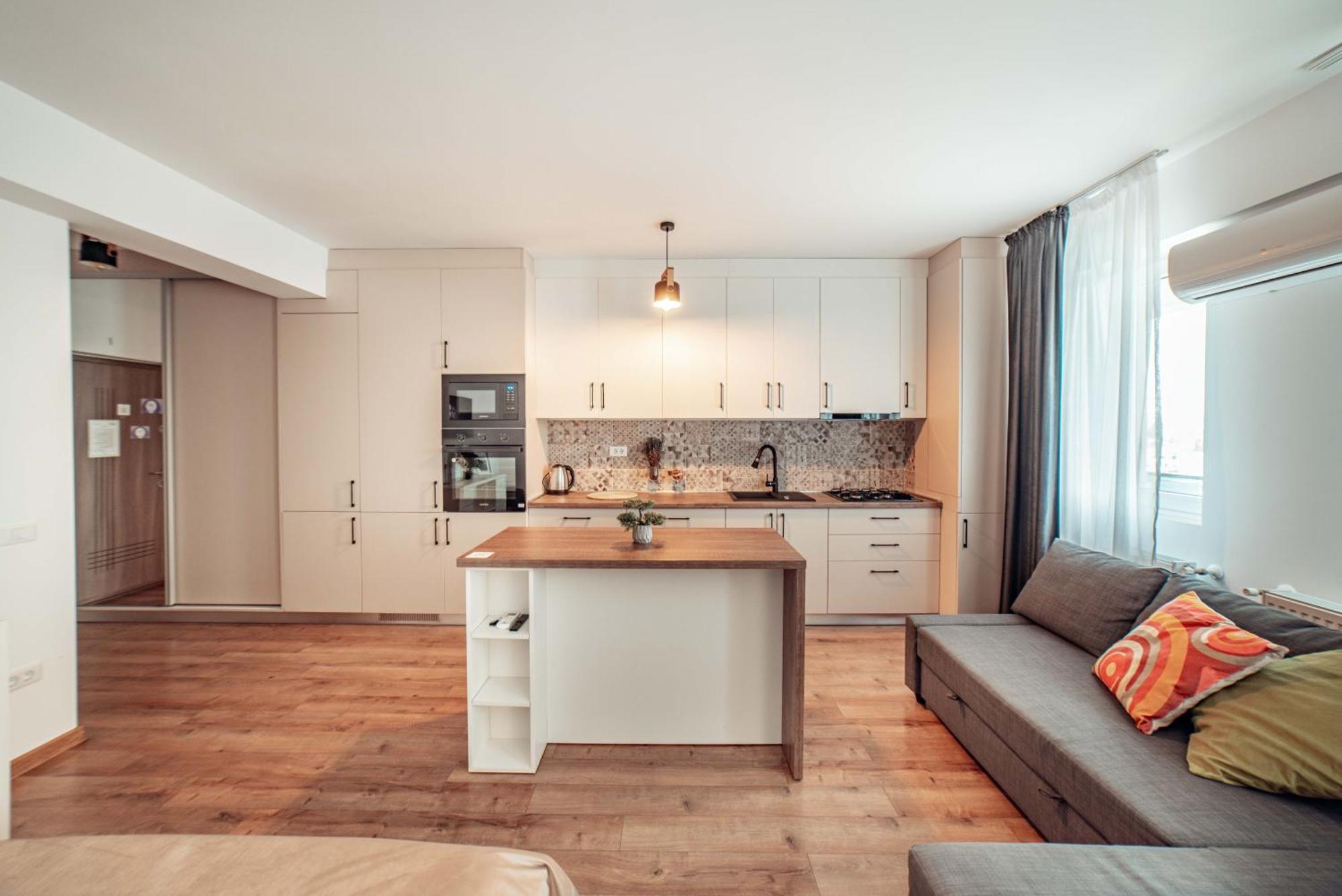 Palace Of Culture & Palas Mall Collection Suites & Studios Iasi Luaran gambar
